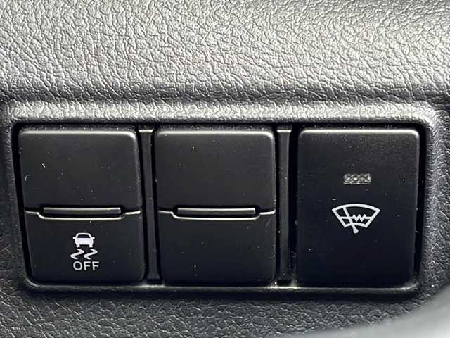 トヨタ シエンタ X 福島県 2019(令1)年 3.7万km ブラックマイカ 4WD 純正ナビ フルセグTV Bluetooth バックカメラ 左側パワースライドドア ドライブレコーダー 社外アルミホイール 3列目シート 横滑り防止装置 フロアマット ドアバイザー