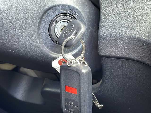 トヨタ シエンタ X 福島県 2019(令1)年 3.7万km ブラックマイカ 4WD 純正ナビ フルセグTV Bluetooth バックカメラ 左側パワースライドドア ドライブレコーダー 社外アルミホイール 3列目シート 横滑り防止装置 フロアマット ドアバイザー