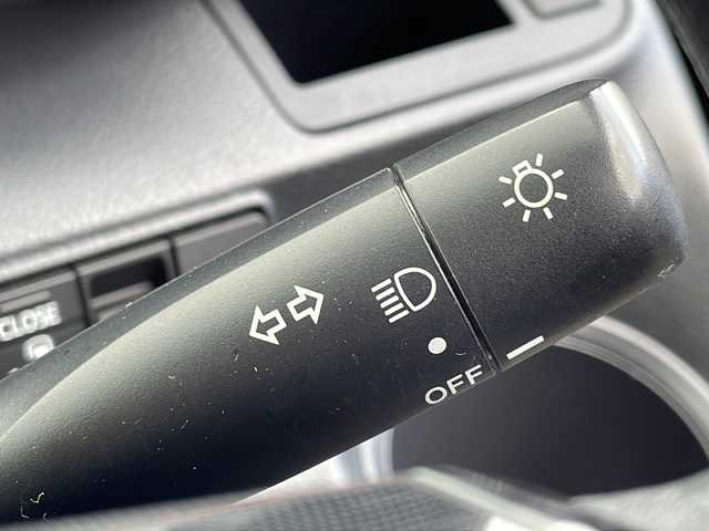 トヨタ シエンタ X 福島県 2019(令1)年 3.7万km ブラックマイカ 4WD 純正ナビ フルセグTV Bluetooth バックカメラ 左側パワースライドドア ドライブレコーダー 社外アルミホイール 3列目シート 横滑り防止装置 フロアマット ドアバイザー