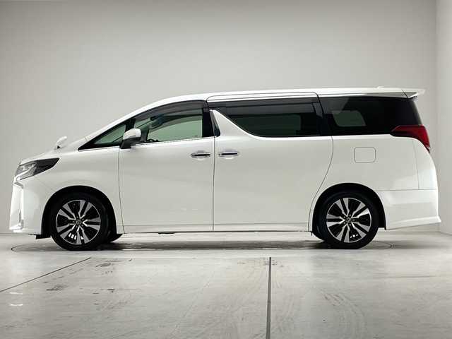 トヨタ アルファード S Cパッケージ 愛知県 2018(平30)年 6.3万km ホワイトパールクリスタルシャイン ALPINE純正10型ナビ/フリップダウンモニター/三眼LEDヘッドライト/両側パワースライドドア/Wサンルーフ/レーダークルーズコントロール/シートヒーター/エアシート/バックカメラ/電動リアゲート/パワーシート/コーナーセンサー/純正アルミホイール/インテリジェントミラー/オートマチックハイビーム/ドライブレコーダー/ETC/衝突軽減システム/フルセグ/CD DVD/Bluetooth/ステアリングスイッチ/スマートキー/プッシュスタート