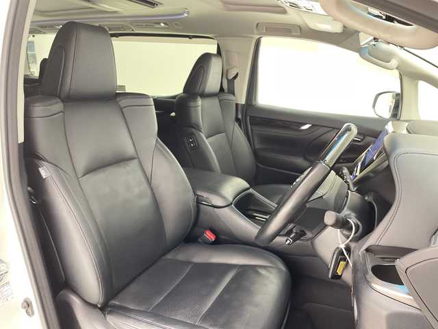 トヨタ アルファード S Cパッケージ 愛知県 2018(平30)年 6.3万km ホワイトパールクリスタルシャイン ALPINE純正10型ナビ/フリップダウンモニター/三眼LEDヘッドライト/両側パワースライドドア/Wサンルーフ/レーダークルーズコントロール/シートヒーター/エアシート/バックカメラ/電動リアゲート/パワーシート/コーナーセンサー/純正アルミホイール/インテリジェントミラー/オートマチックハイビーム/ドライブレコーダー/ETC/衝突軽減システム/フルセグ/CD DVD/Bluetooth/ステアリングスイッチ/スマートキー/プッシュスタート