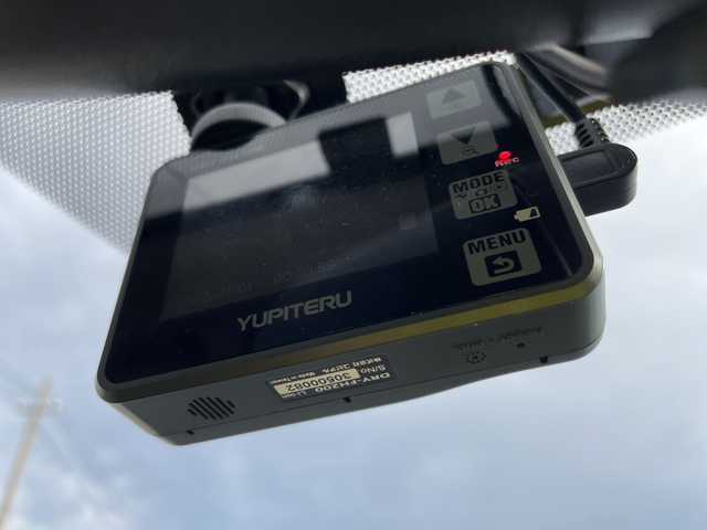 トヨタ アクア G 石川県 2013(平25)年 8.1万km グレーメタリック 純正ナビ　フルセグＴＶ　ＥＴＣ　ドラレコ　スマートキー　プッシュスタート　電動ミラー　社外アルミホイール　社外アルミ＆スタッドレス積み込み