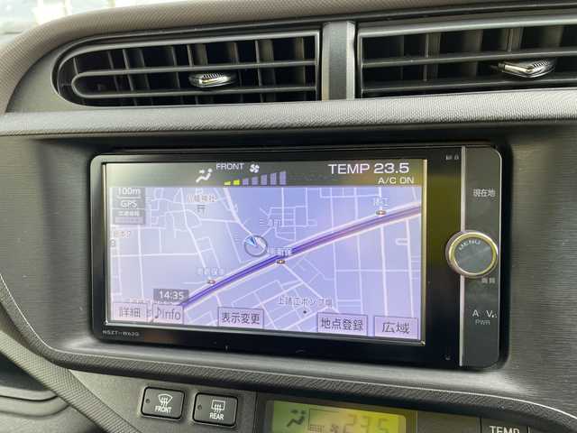 トヨタ アクア G 石川県 2013(平25)年 8.1万km グレーメタリック 純正ナビ　フルセグＴＶ　ＥＴＣ　ドラレコ　スマートキー　プッシュスタート　電動ミラー　社外アルミホイール　社外アルミ＆スタッドレス積み込み