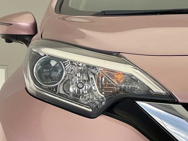 日産 ノート X 愛知県 2017(平29)年 4.2万km ピンク 衝突軽減システム/純正ナビ/全方位カメラ/ワンセグ/CD DVD/Bluetooth/バックカメラ/コーナーセンサー/ETC/ドライブレコーダー/ステアリングスイッチ/スマートキー/プッシュスタート