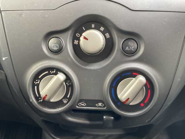 日産 ノート X 愛知県 2017(平29)年 4.2万km ピンク 衝突軽減システム/純正ナビ/全方位カメラ/ワンセグ/CD DVD/Bluetooth/バックカメラ/コーナーセンサー/ETC/ドライブレコーダー/ステアリングスイッチ/スマートキー/プッシュスタート