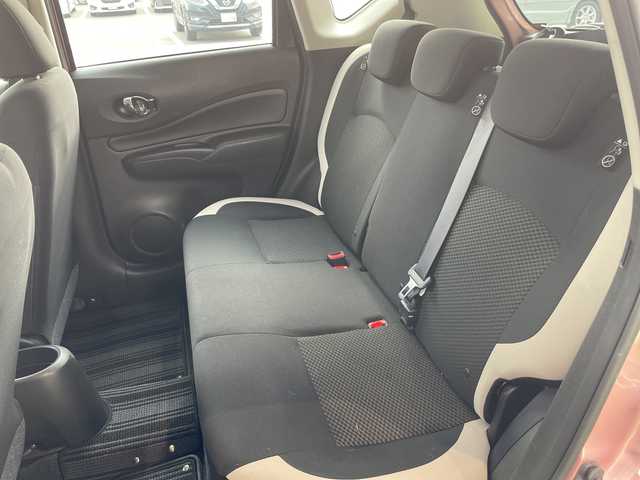 日産 ノート X 愛知県 2017(平29)年 4.2万km ピンク 衝突軽減システム/純正ナビ/全方位カメラ/ワンセグ/CD DVD/Bluetooth/バックカメラ/コーナーセンサー/ETC/ドライブレコーダー/ステアリングスイッチ/スマートキー/プッシュスタート