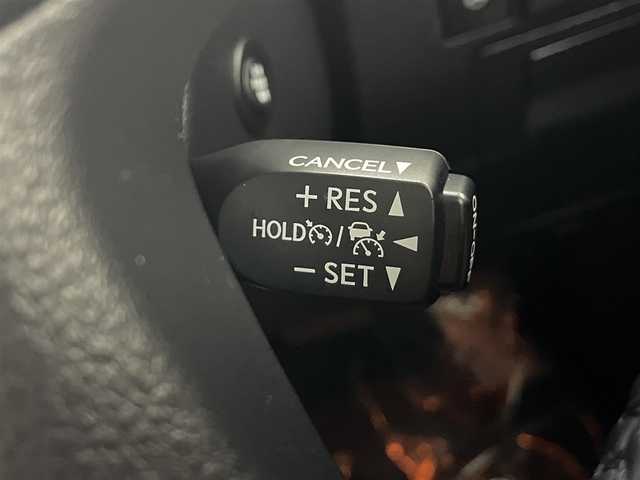 トヨタ ヴェルファイア Z Gエディション 埼玉県 2019(平31)年 4.8万km ホワイトパールクリスタルシャイン 禁煙 後席モニタ 純正10型ナビ 両側電動 Bカメラ 温冷シート LEDヘッドライト ビルトインETC 前後ドライブレコーダー フルセグ BT パワーシート 電動リアゲート 追従走行 ワイヤレス充電　ＭＴモード付ＡＴ　オートハイビーム　レーンキープ　コーナーセンサー　純正フロアマット　フルフラット　オットマン　衝突被害軽減　スマートキー　プッシュスタート　１００Ｖ電源