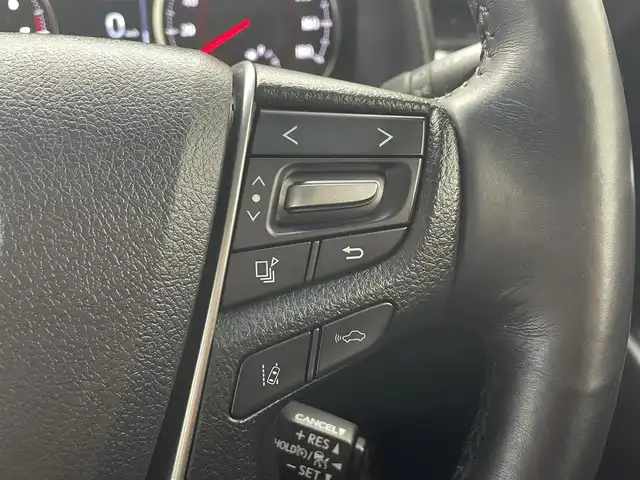 トヨタ ヴェルファイア Z Gエディション 埼玉県 2019(平31)年 4.8万km ホワイトパールクリスタルシャイン 禁煙 後席モニタ 純正10型ナビ 両側電動 Bカメラ 温冷シート LEDヘッドライト ビルトインETC 前後ドライブレコーダー フルセグ BT パワーシート 電動リアゲート 追従走行 ワイヤレス充電　ＭＴモード付ＡＴ　オートハイビーム　レーンキープ　コーナーセンサー　純正フロアマット　フルフラット　オットマン　衝突被害軽減　スマートキー　プッシュスタート　１００Ｖ電源