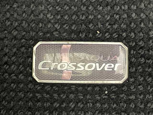 トヨタ アクア クロスオーバー グラム 群馬県 2019(令1)年 3.2万km ベージュ 純正ナビ　バックカメラ　フルセグＴＶ　ＥＴＣ　純正ドラレコ　衝突被害軽減ブレーキ　レーンアシスト　オートマチックハイビーム　ハーフレザーシート　スマートキー　プッシュスタートボタン　ＡＡＣ　禁煙車