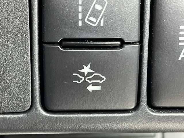 トヨタ アクア クロスオーバー グラム 群馬県 2019(令1)年 3.2万km ベージュ 純正ナビ　バックカメラ　フルセグＴＶ　ＥＴＣ　純正ドラレコ　衝突被害軽減ブレーキ　レーンアシスト　オートマチックハイビーム　ハーフレザーシート　スマートキー　プッシュスタートボタン　ＡＡＣ　禁煙車