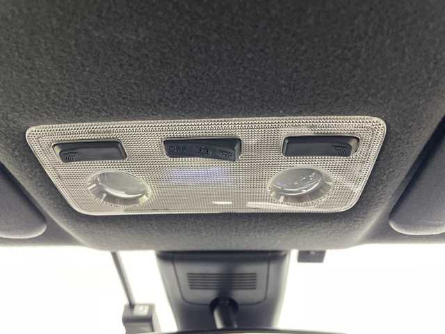 トヨタ アクア クロスオーバー グラム 群馬県 2019(令1)年 3.2万km ベージュ 純正ナビ　バックカメラ　フルセグＴＶ　ＥＴＣ　純正ドラレコ　衝突被害軽減ブレーキ　レーンアシスト　オートマチックハイビーム　ハーフレザーシート　スマートキー　プッシュスタートボタン　ＡＡＣ　禁煙車