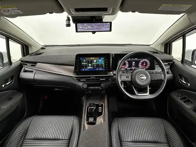 日産 オーラ G レザーエディション 大分県 2022(令4)年 1.6万km ピュアホワイトパール 純正SDナビ/　BT/CD/DVD/フルセグ/全方位カメラ/アラウンドビューモニター/プロパイロット/オートブレーキホールド/コーナーセンサー/オートマチックハイビーム/ビルトインETC/LEDヘッドライト/レザーシート/ドライブレコーダー/純正アルミホイル17インチ/純正フロアマット/革巻ステアリング