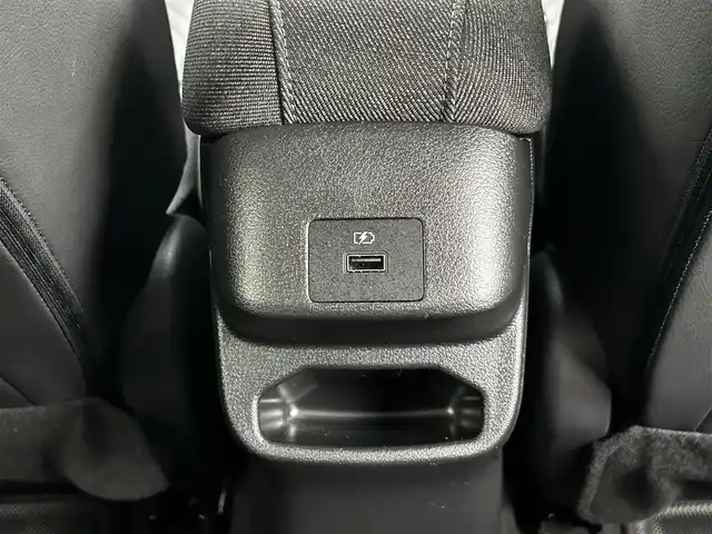 日産 オーラ G レザーエディション 大分県 2022(令4)年 1.6万km ピュアホワイトパール 純正SDナビ/　BT/CD/DVD/フルセグ/全方位カメラ/アラウンドビューモニター/プロパイロット/オートブレーキホールド/コーナーセンサー/オートマチックハイビーム/ビルトインETC/LEDヘッドライト/レザーシート/ドライブレコーダー/純正アルミホイル17インチ/純正フロアマット/革巻ステアリング