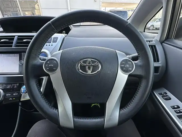 トヨタ プリウス α S ツーリングセレクション 東京都 2014(平26)年 4.9万km ホワイトパールクリスタルシャイン ワンオーナー/純正ナビ【Bluetooth接続可、CD、DVD、フルセグTV走行中視聴可】/バックカメラ/ドライブレコーダー前後/ドライブモード【EV、ECO、PWR】/純正フロアマット/純正アルミホイール/オートライト/盗難防止装置/横滑り防止装置/ABS/Wエアバッグ/カーテンエアバッグ/スマートキー/スペアキー1本/保証書、取扱説明書