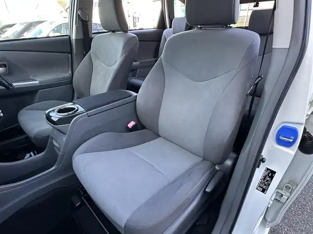 トヨタ プリウス α S ツーリングセレクション 東京都 2014(平26)年 4.9万km ホワイトパールクリスタルシャイン ワンオーナー/純正ナビ【Bluetooth接続可、CD、DVD、フルセグTV走行中視聴可】/バックカメラ/ドライブレコーダー前後/ドライブモード【EV、ECO、PWR】/純正フロアマット/純正アルミホイール/オートライト/盗難防止装置/横滑り防止装置/ABS/Wエアバッグ/カーテンエアバッグ/スマートキー/スペアキー1本/保証書、取扱説明書