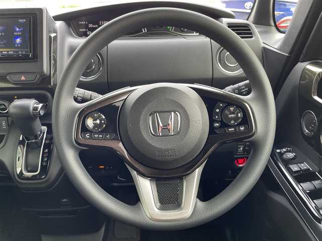 ホンダ Ｎ ＢＯＸ カスタム G L ホンダセンシング 福岡県 2020(令2)年 5.4万km 黒 純正7インチナビ/Bluetooth　CD　DVD/フルセグTV　/バックカメラ/・ホンダセンシング/・衝突被害軽減システム/・衝突被害軽減ブレーキ/・近距離衝突軽減ブレーキ/・車線逸脱防止支援/・車線逸脱警報/・標識認識機能/・急アクセル抑制機能/・先行車発進お知らせ機能/・誤発進抑制機能/・後方発進抑制機能/クルーズコントロール/エンジンプッシュボタン/ETC/ステアリングスイッチ