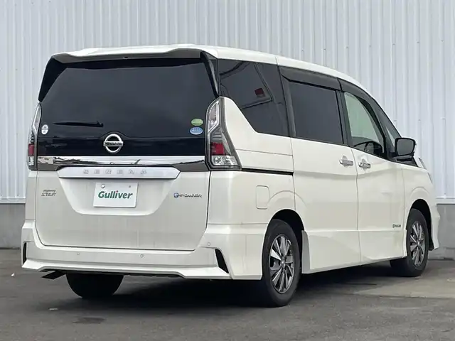 日産 セレナ e－パワー ハイウェイスター V 愛媛県 2019(平31)年 2.6万km ブリリアントホワイトパール 社外ナビ（Bluetooth/SD/CD/DVD/フルセグTV)/アランドビューモニター/日産プロパイロット/両側パワースライドドア/ETC/デジタルインナーミラー/前方ドライブレコーダー/純正15インチアルミホイール/純正フロアマット/LEDヘッドライト/フォグランプ/ABS/横滑り防止装置/レーンキープアシスト/衝突被害軽減ブレーキ/プッシュスタート/スマートキー