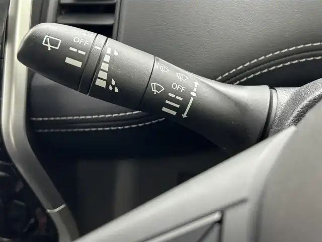 日産 セレナ ハイウェイスター Vセレクション 熊本県 2017(平29)年 7.7万km アズライトブルー 純正フリップダウンモニター/純正9インチナビMM516D-L/（フルセグTV/BT/CD/DVD/SD/USB）/アラウンドビューモニター/インテリジェントルームミラー/社外前方ドライブレコーダー/ハンズフリー両側パワースライドドア/ETC/パーキングアシスト/プロパイロット/エマージェンシーブレーキ/車線逸脱警報/前後クリアランスソナー/ふらつき警報/アイドリングストップ/インテリジェントルームミラー/横滑り防止/電動パーキングブレーキ/ブレーキホールド/純正フロアマット/社外１６インチAW/オートライト/オートマチックハイビーム/LEDヘッドライト/フォグライト/スマートキー/プッシュスタート/スペアキー1本