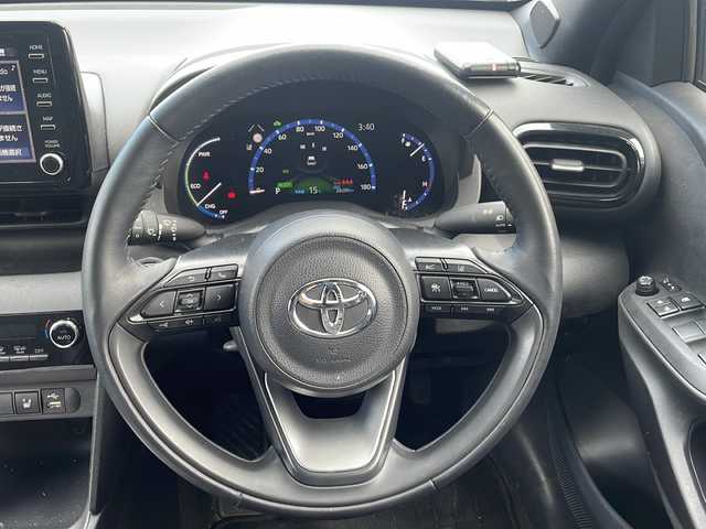 トヨタ ヤリスクロス ハイブリッド Z 長野県 2023(令5)年 2.9万km ブラックマイカ プッシュスタート　/Bluetooth　/ＥＴＣ　/バックカメラ/ステアリングスイッチ/ステアリングヒーター/純正18インチアルミホイール/全方位カメラ　/スマートキー　/クルーズコントロール　/ＵＳＢ入力端子　/パワーシート　/シートヒーター　/エアシート/リアスポイラー　/コーナーセンサー/横滑り防止装置/盗難防止装置/オートライト/オートマチックハイビーム/ＬＥＤライト/衝突被害軽減システム