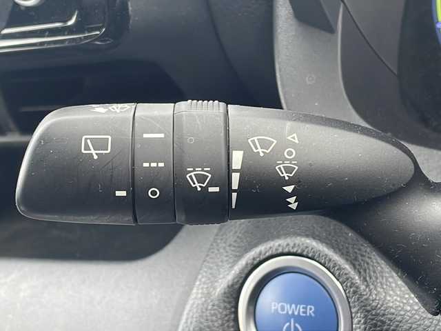トヨタ ヤリスクロス ハイブリッド Z 長野県 2023(令5)年 2.9万km ブラックマイカ プッシュスタート　/Bluetooth　/ＥＴＣ　/バックカメラ/ステアリングスイッチ/ステアリングヒーター/純正18インチアルミホイール/全方位カメラ　/スマートキー　/クルーズコントロール　/ＵＳＢ入力端子　/パワーシート　/シートヒーター　/エアシート/リアスポイラー　/コーナーセンサー/横滑り防止装置/盗難防止装置/オートライト/オートマチックハイビーム/ＬＥＤライト/衝突被害軽減システム