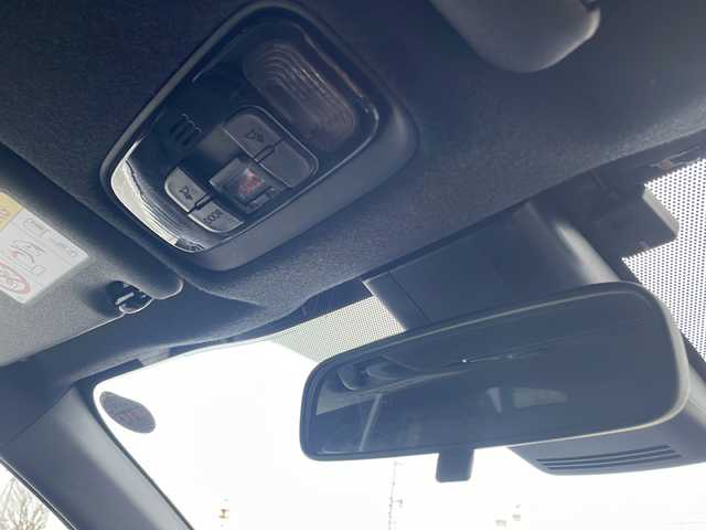 トヨタ ヤリスクロス ハイブリッド Z 長野県 2023(令5)年 2.9万km ブラックマイカ プッシュスタート　/Bluetooth　/ＥＴＣ　/バックカメラ/ステアリングスイッチ/ステアリングヒーター/純正18インチアルミホイール/全方位カメラ　/スマートキー　/クルーズコントロール　/ＵＳＢ入力端子　/パワーシート　/シートヒーター　/エアシート/リアスポイラー　/コーナーセンサー/横滑り防止装置/盗難防止装置/オートライト/オートマチックハイビーム/ＬＥＤライト/衝突被害軽減システム