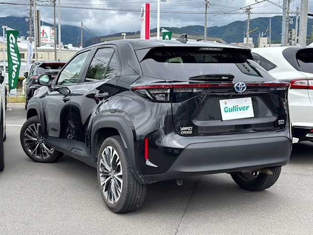 トヨタ ヤリスクロス ハイブリッド Z 長野県 2023(令5)年 2.9万km ブラックマイカ プッシュスタート　/Bluetooth　/ＥＴＣ　/バックカメラ/ステアリングスイッチ/ステアリングヒーター/純正18インチアルミホイール/全方位カメラ　/スマートキー　/クルーズコントロール　/ＵＳＢ入力端子　/パワーシート　/シートヒーター　/エアシート/リアスポイラー　/コーナーセンサー/横滑り防止装置/盗難防止装置/オートライト/オートマチックハイビーム/ＬＥＤライト/衝突被害軽減システム