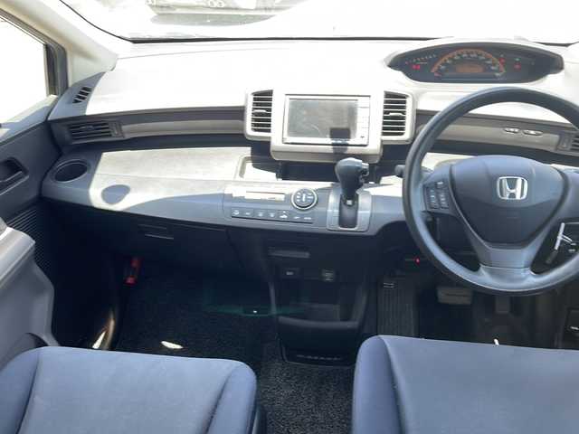 ホンダ フリード G Lパッケージ 山梨県 2008(平20)年 17.7万km プレミアムブラキッシュパール 純正SDナビ/バックカメラ/片側パワースライドドア/横滑り防止装置/ETC/リモコンキー/プッシュスタート/スマートキー/フロアマット/スペアキー/取扱説明書/保証書