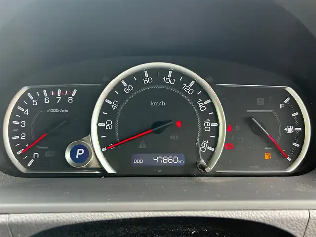 トヨタ ヴォクシー ZS 静岡県 2014(平26)年 4.8万km ブラッキッシュアゲハガラスフレーク エンジンスタートボタン/パワーステアリング/パワーウィンドウ/アイドリングストップ/スマートキー/ダブルオートエアコン/Bluetooth接続/11型後席用モニター/CDチェンジャー/ETC/バックカメラ/SDミュージックサーバー/フルセグTV/純正SDナビ/3列シート/ウォークスルー/純正フロアマット/両側パワースライドドア/純正アルミホイール/ABS/横滑り防止装置/オートライト/LEDヘッドライト/ダブルエアバック