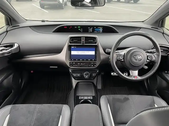 トヨタ プリウス ＰＨＶ S GRスポーツ 茨城県 2020(令2)年 1.5万km プラチナホワイトパールマイカ 純正ナビ/【ラジオ・ＣＤ・ＤＶＤ・TV・SD・BT】/シートヒーター/レーダークルコン/ETC2.0/Bカメラ/左サイドカメラ/Fカメラ/100V電源/GR専用ハーフレザーシート/GR専用ステアリング/GR専用アルミホイール/オートライト/Fフォグ/LEDライト