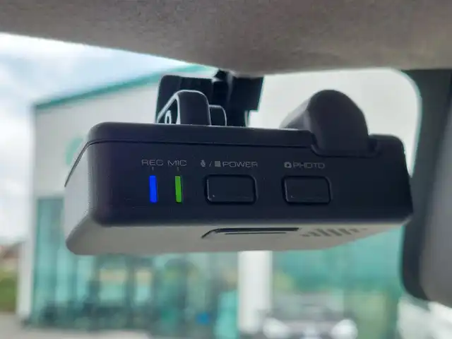 スズキ クロスビー HYBRID MZ 東京都 2020(令2)年 5.5万km キャラバンアイボリーパールメタリック/ブラック 2トーンルーフ 純正ナビ/・Bluetooth/・フルセグテレビ/・CD/DVD/アラウンドビューモニター/デュアルセンサーブレーキサポート/クルーズコントロール/純正アルミホイール/フロントフォグランプ/ビルトインETC/純正フロアマット/シートヒーター/LEDヘッドライト/プッシュスタート/新車保証書/取扱説明書/ドライブレコーダー/コーナーセンサー/キーレスエントリー