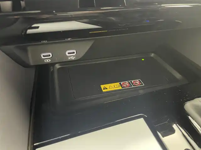 トヨタ アルファード Z 岡山県 2025(令7)年 0.4万km ブラック トヨタチームメイトアドバンストパーク/モデリスタ/デジタルインナーミラー/プッシュスタート/100V電源/スマートキー/後席モニター/ビルトインETC2.0/全方位カメラ/フルセグテレビ/純正ナビ/ガラスルーフ/オットマン/電動リアゲート/サードシート/純正ドライブレコーダー/純正フロアマット/パワーシート/シートメモリー/シートヒーター/両側パワースライドドア/純正アルミホイール/オートライト/オートハイビーム/LEDヘッドライト