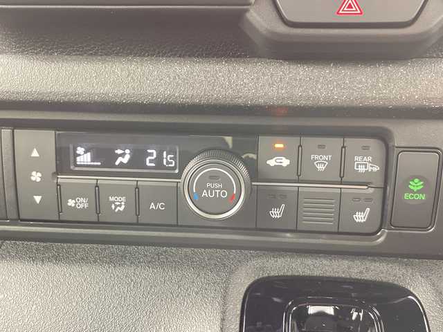 ホンダ Ｎ ＢＯＸ カスタム ターボ 道央・札幌 2025(令7)年 0.1万km メテオロイドグレーメタリック ・４WD  /  ホンダセンシング/・8インチ純正ディスプレイオーディオ/・BT.USB.AppleCarPlay.AndroidAuto/・バックカメラ/・両側パワースライドドア/・ハーフレザーシート/前席シートヒーター/・革巻きステアリング/・パーキングブレーキスイッチ/・ブレーキホールド/・LEDヘッドライト/・オートライト/オートマチックハイビーム/・プッシュスタート/スマートキー/・電動格納ミラー/オートリトラミラー