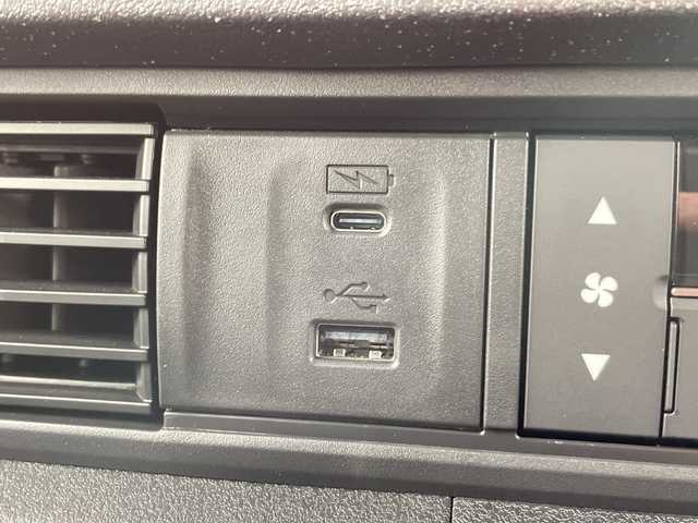 ホンダ Ｎ ＢＯＸ カスタム ターボ 道央・札幌 2025(令7)年 0.1万km メテオロイドグレーメタリック ・４WD  /  ホンダセンシング/・8インチ純正ディスプレイオーディオ/・BT.USB.AppleCarPlay.AndroidAuto/・バックカメラ/・両側パワースライドドア/・ハーフレザーシート/前席シートヒーター/・革巻きステアリング/・パーキングブレーキスイッチ/・ブレーキホールド/・LEDヘッドライト/・オートライト/オートマチックハイビーム/・プッシュスタート/スマートキー/・電動格納ミラー/オートリトラミラー