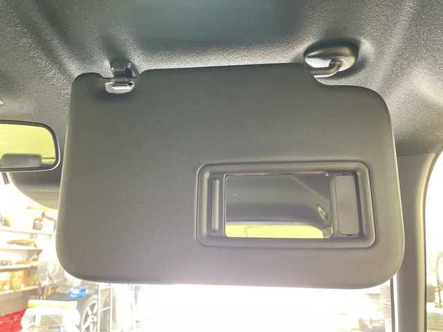 ホンダ Ｎ ＢＯＸ カスタム ターボ 道央・札幌 2025(令7)年 0.1万km メテオロイドグレーメタリック ・４WD  /  ホンダセンシング/・8インチ純正ディスプレイオーディオ/・BT.USB.AppleCarPlay.AndroidAuto/・バックカメラ/・両側パワースライドドア/・ハーフレザーシート/前席シートヒーター/・革巻きステアリング/・パーキングブレーキスイッチ/・ブレーキホールド/・LEDヘッドライト/・オートライト/オートマチックハイビーム/・プッシュスタート/スマートキー/・電動格納ミラー/オートリトラミラー