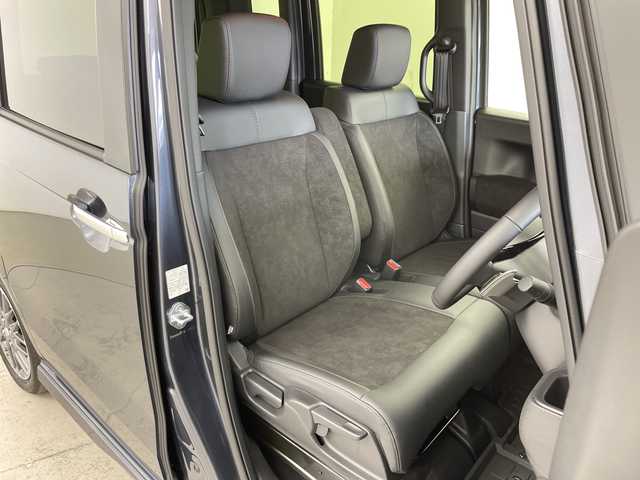 ホンダ Ｎ ＢＯＸ カスタム ターボ 道央・札幌 2025(令7)年 0.1万km メテオロイドグレーメタリック ・４WD  /  ホンダセンシング/・8インチ純正ディスプレイオーディオ/・BT.USB.AppleCarPlay.AndroidAuto/・バックカメラ/・両側パワースライドドア/・ハーフレザーシート/前席シートヒーター/・革巻きステアリング/・パーキングブレーキスイッチ/・ブレーキホールド/・LEDヘッドライト/・オートライト/オートマチックハイビーム/・プッシュスタート/スマートキー/・電動格納ミラー/オートリトラミラー