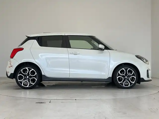 スズキ スイフト スポーツ セーフティPKG 愛知県 2019(平31)年 3.8万km ピュアホワイトP スズキセーフティパッケージ/純正SDナビ/全方位カメラ/クルーズコントロール/バックカメラ/純正アルミホイール/ETC2.0/LEDヘッドライト/オートライト/ドライブレコーダー/衝突軽減ブレーキ/フルセグテレビ/プッシュスタート/スマートキー/純正フロアマット