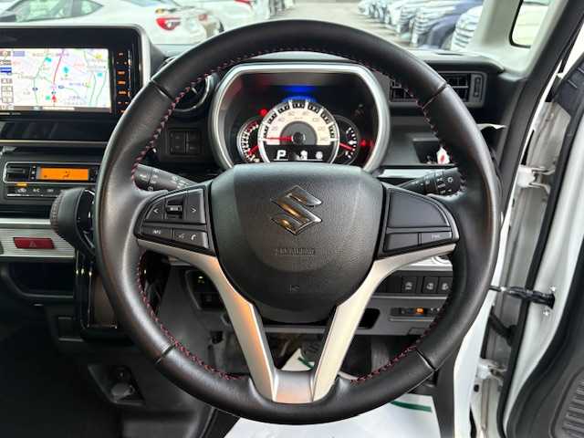 スズキ スペーシア カスタム HYBRID XS 大阪府 2020(令2)年 2.3万km ピュアホワイトP 純正ナビ/全方位カメラ/ヘッドアップディスプレイ/両側パワースライドドア/スズキセーフティサポート/シートヒーター/ハーフレザーシート/LEDヘッドライト/純正アルミホイール/ビルトインETC/プッシュスタート/スマートキー×2