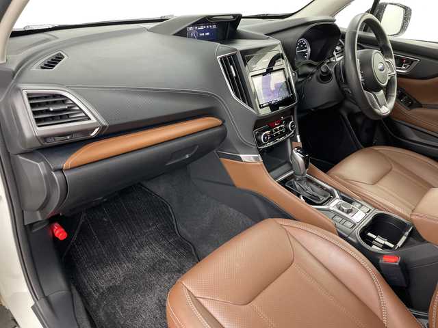 スバル フォレスター ハイブリッド アドバンス 道央・札幌 2021(令3)年 3.6万km クリスタルホワイトP ・ワンオーナー/・4WD/・社外ナビ&CD&DVD&BT&TV/・バックカメラ/・アイサイト/・パワーバックドア/・レザーシート/・前席シートヒーター/・前席パワーシート/・ステアリングヒーター/・ドアミラーヒーター/・デジタルインナーミラー/・純正前後ドライブレコーダー/・LEDヘッドライト/・オートライト/・スマートキー/・スペアキー