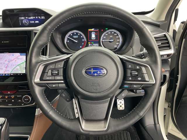 スバル フォレスター ハイブリッド アドバンス 道央・札幌 2021(令3)年 3.6万km クリスタルホワイトP ・ワンオーナー/・4WD/・社外ナビ&CD&DVD&BT&TV/・バックカメラ/・アイサイト/・パワーバックドア/・レザーシート/・前席シートヒーター/・前席パワーシート/・ステアリングヒーター/・ドアミラーヒーター/・デジタルインナーミラー/・純正前後ドライブレコーダー/・LEDヘッドライト/・オートライト/・スマートキー/・スペアキー