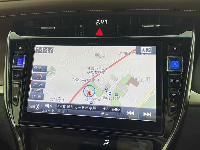 トヨタ ハリアー プレミアム 茨城県 2018(平30)年 7.5万km ホワイトパールクリスタルシャイン １０型ナビ　フルセグＴＶ　バックモニター　衝突軽減ブレーキ　電動リアゲート　ビルドインＥＴＣ　茶革シート　ＬＥＤヘッドライト　フォグランプ　純正１８インチアルミホイール　追従クルコン　横滑り防止装置