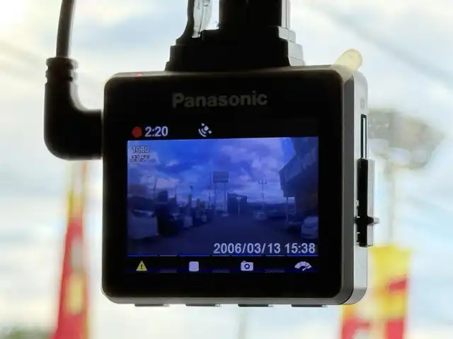 ダイハツ タント カスタム RS SA 千葉県 2014(平26)年 8.5万km パールホワイトⅢ 純正メモリナビ（FM/AM/CD/DVD/Bluetooth）/ワンセグTV/ETC/両側パワースライド/前方ドライブレコーダー/ワンオーナー/LEDヘッドライト/フォグランプ/純正アルミホイール/ISOFIX/保証書/取扱説明書/スペアキー/スマートキー/プッシュスタート