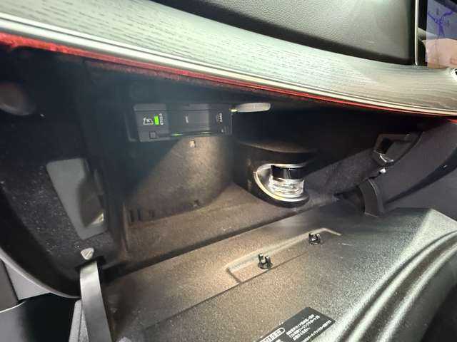 メルセデス・ベンツ Ｍ・ベンツ Ｅ２２０ｄ 4マチック オールテレイン 千葉県 2021(令3)年 4.3万km ヒヤシンスレッド エクスクルーシブＰＫＧ　/パノラマＳＲ　/黒革　/Ｂｕｒｍｅｓｔｅｒサウンド　/ＡＣＣ　/ＨＵＤ　/ナビ　/ＴＶ　/３６０°ＣａｒＰｌａｙ　/シートヒーター　/ベンチレーション　/ＲＳＰ　/１オーナー　/ＥＴＣ　/ドラレコ