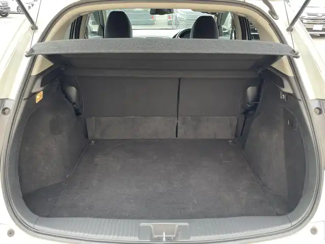 ホンダ ヴェゼル ハイブリッド Z ホンダセンシング 東京都 2018(平30)年 7.3万km ホワイトオーキッドパール ホンダセンシング　/・衝突軽減ブレーキ　/・誤発進抑制機能　/・ＡＣＣ　/・ＬＫＡＳ　/・先行車発進　/運転席助手席シートヒーター　/ハーフレザーシート　/ワンオーナー　/ＥＴＣ　/バックカメラ　/コンフォートビューパッケージ