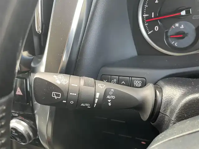 トヨタ ヴェルファイア Z Gエディション 千葉県 2016(平28)年 11.1万km ホワイトパールクリスタルシャイン ユーザー買取車両/純正フリップダウンモニター/純正9インチナビ/・フルセグ/BT/DVD/CD/バックカメラ/ステアリングスイッチ/MTモード/クルーズコントロール/両側パワースライドドア/ハーフレザーシート/パワーシート(D/N席)/D席3メモリシート/ステアリングヒーター/LEDヘッドライト/オートライト/フォグライト/スマートキー/プッシュスタート/純正フロアマット/純正18インチAW