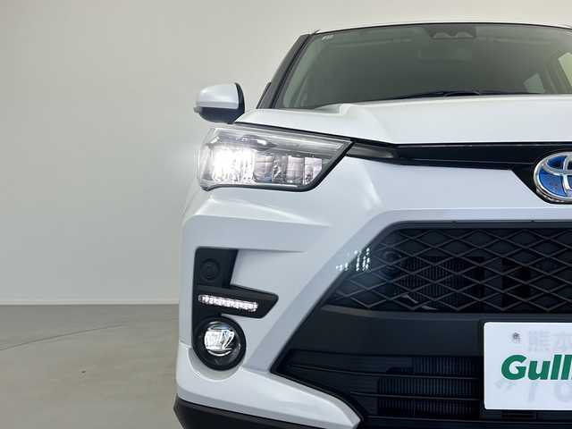 トヨタ ライズ Z 奈良県 2025(令7)年 0.1千km シャイニングホワイトパール 登録済み未使用車/登録時走行距離10km/純正コネクトナビ/フルセグ BT USB/Apple Car Play/android auto/バックカメラ/先行車発進告知/衝突軽減ブレーキ/車線逸脱警報/ステアリングアシスト/標識認識/レーダークルーズコントロール/S-PDL/コーナーセンサー/電子パーキング/HOLD/ステアリングリモコン/シートヒーター/ISOFIX/LEDヘッドライト/フォグライト/オートライト/オートハイビーム/スマートキー/スペアキー/取扱い説明書/新車時保証書