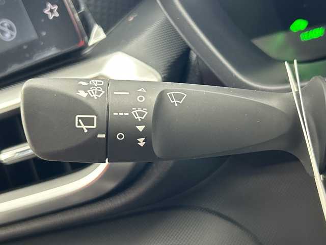 トヨタ ライズ Z 奈良県 2025(令7)年 0.1千km シャイニングホワイトパール 登録済み未使用車/登録時走行距離10km/純正コネクトナビ/フルセグ BT USB/Apple Car Play/android auto/バックカメラ/先行車発進告知/衝突軽減ブレーキ/車線逸脱警報/ステアリングアシスト/標識認識/レーダークルーズコントロール/S-PDL/コーナーセンサー/電子パーキング/HOLD/ステアリングリモコン/シートヒーター/ISOFIX/LEDヘッドライト/フォグライト/オートライト/オートハイビーム/スマートキー/スペアキー/取扱い説明書/新車時保証書