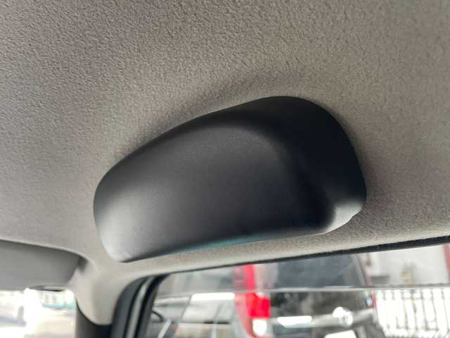 スズキ スイフト スポーツ 茨城県 2019(令1)年 7万km ピュアホワイトP 純正ナビ/(CD/DVD/TV/Bluetooth)/SilkBlazeスポイラー/サブウーファー（ts-wx610a）/スロットルコントローラー（pivot 3-drive pro）/ターボ計（DF19502)/レーダー探知機（AR-W55GA）/社外マフラー（ROSSO MODELLO）/室内LEDライト/xiangshangボンネットダンパー/パドルシフト/全方位カメラ/レーダークルーズコントロール/前後ドライブレコーダー/シートヒーター/レーンキープアシスト/スペアキー/衝突被害軽減ブレーキ/純正17インチアルミホイール