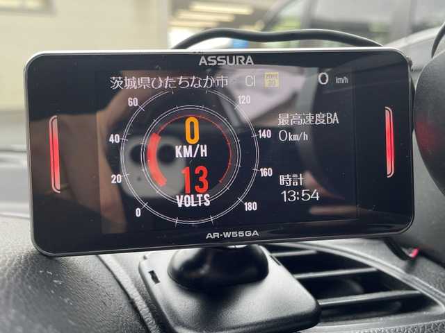 スズキ スイフト スポーツ 茨城県 2019(令1)年 7万km ピュアホワイトP 純正ナビ/(CD/DVD/TV/Bluetooth)/SilkBlazeスポイラー/サブウーファー（ts-wx610a）/スロットルコントローラー（pivot 3-drive pro）/ターボ計（DF19502)/レーダー探知機（AR-W55GA）/社外マフラー（ROSSO MODELLO）/室内LEDライト/xiangshangボンネットダンパー/パドルシフト/全方位カメラ/レーダークルーズコントロール/前後ドライブレコーダー/シートヒーター/レーンキープアシスト/スペアキー/衝突被害軽減ブレーキ/純正17インチアルミホイール