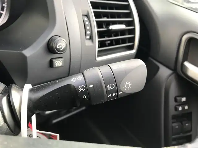 トヨタ ランドクルーザー プラド TX Lパッケージ 富山県 2021(令3)年 4.2万km ホワイトパールクリスタルシャイン 4WD/サンルーフ/純正ナビ/フルセグTV/Bluetooth/バックカメラ/ドライブレコーダー/プリクラッシュセーフティ/クリアランスソナー/コーナーセンサー/レーダークルーズコントロール/レザーシート/パワーシート/シートヒーター／エアシート/ルーフレール/ETC