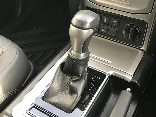 トヨタ ランドクルーザー プラド TX Lパッケージ 富山県 2021(令3)年 4.2万km ホワイトパールクリスタルシャイン 4WD/サンルーフ/純正ナビ/フルセグTV/Bluetooth/バックカメラ/ドライブレコーダー/プリクラッシュセーフティ/クリアランスソナー/コーナーセンサー/レーダークルーズコントロール/レザーシート/パワーシート/シートヒーター／エアシート/ルーフレール/ETC